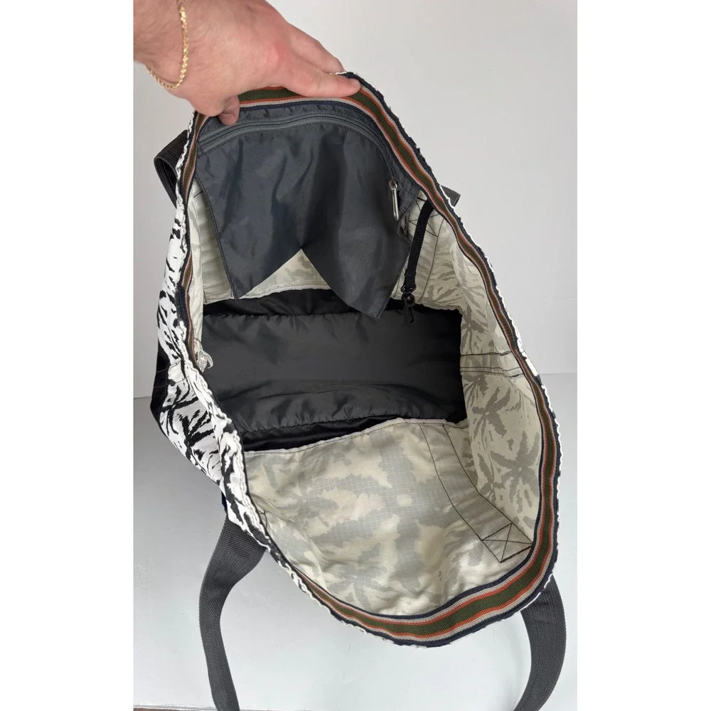 Eddie Bauer Large‎ Collapsible Multicolored Casual Tote Travel Bag